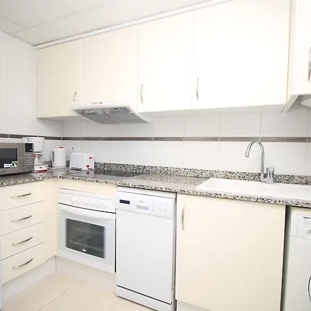 Clubrent - Apolo 17 Апартаменти *