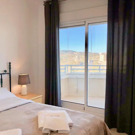 Clubrent - Apolo 17 * Κάλπε