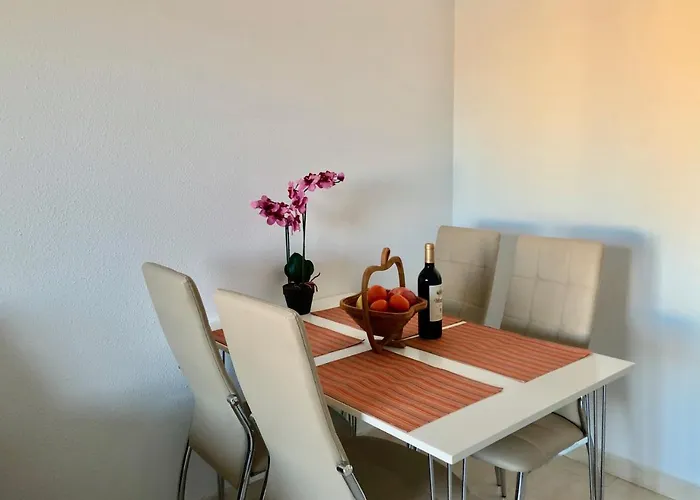 Clubrent - Apolo 17 * Calpe